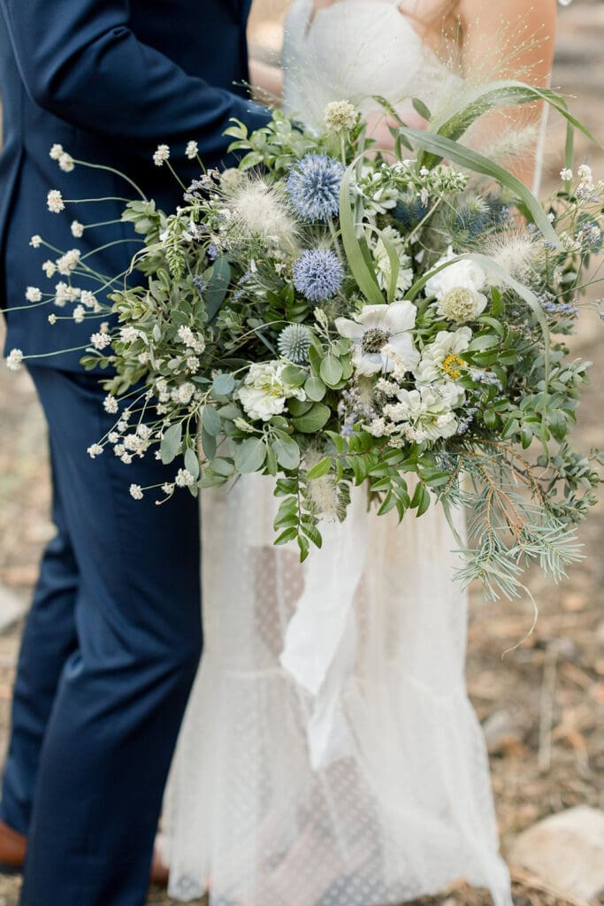 A bouquet inspired by the colors of the forest.